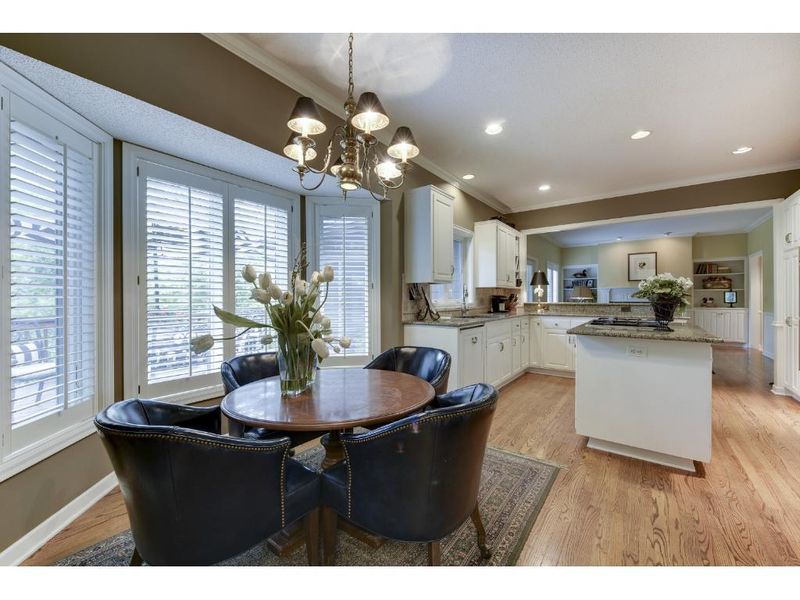 19245 Waterford Pl, Excelsior, MN 55331