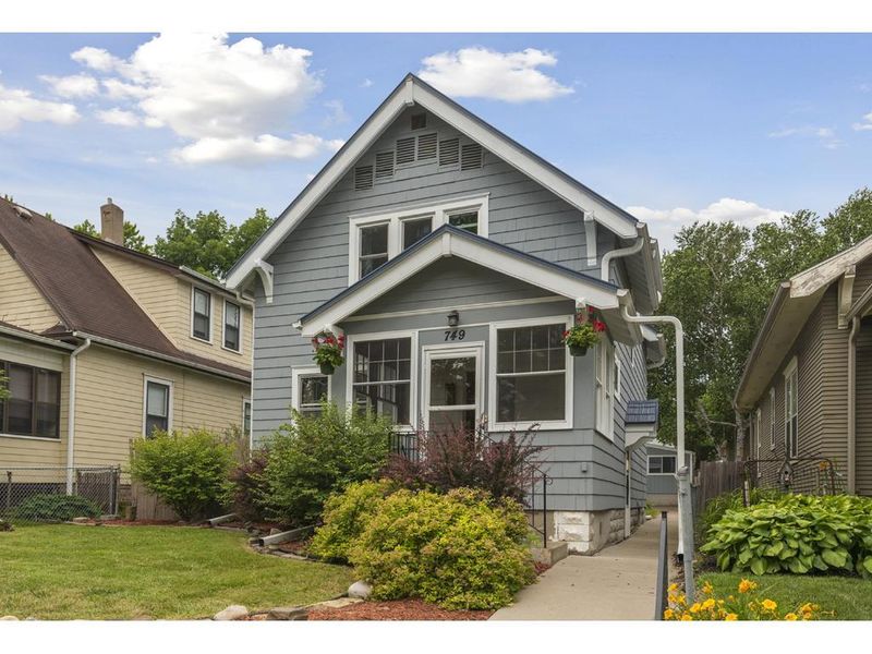749 Smith Ave S, Saint Paul, MN 55107