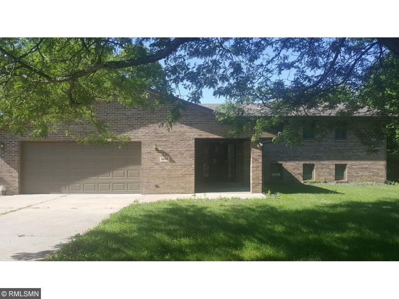 1499 12th Ter NW, New Brighton, MN 55112