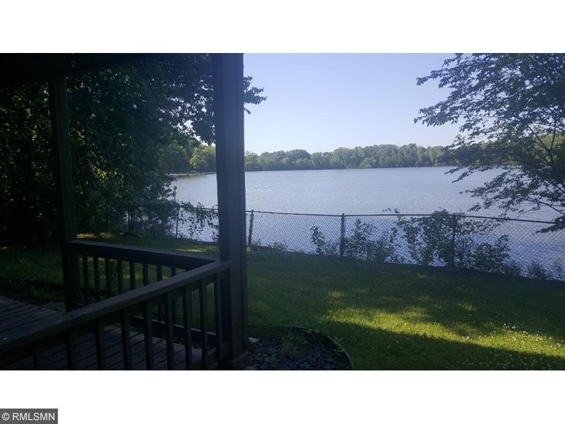 1499 12th Ter NW, New Brighton, MN 55112