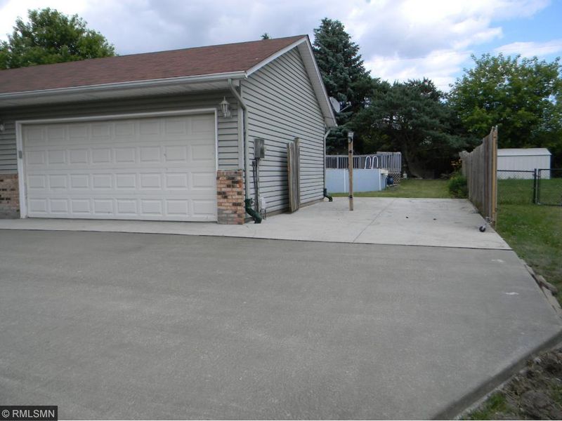 15486 Dresden Trl, Apple Valley, MN 55124