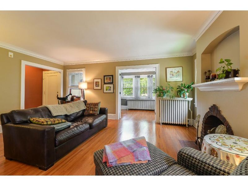 1440 Goodrich Ave, Saint Paul, MN 55105