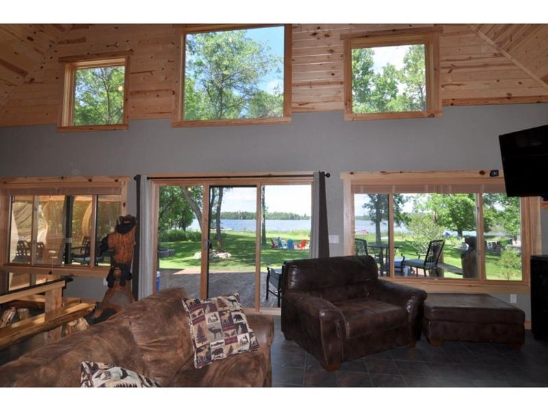 3557 Ford Dr NW, Hackensack, MN 56452