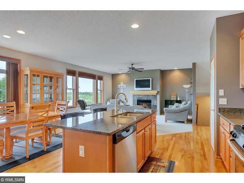 5267 99th Cir N, Brooklyn Park, MN 55443