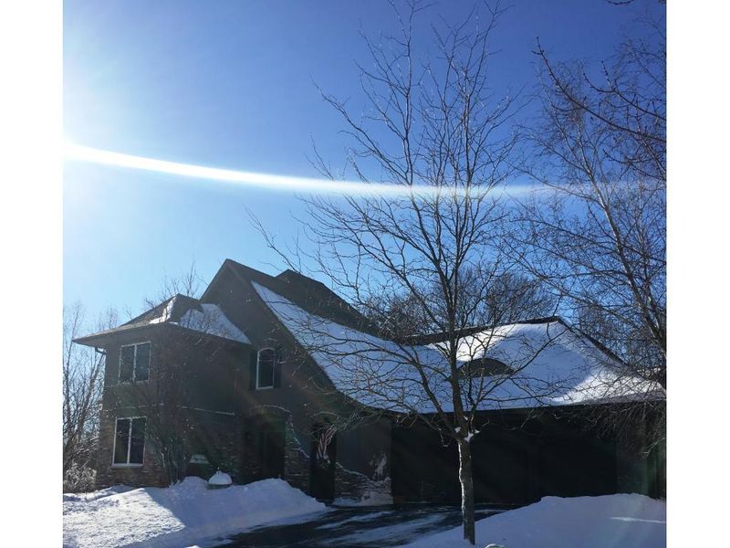 332 Melville Ct N, Stillwater, MN 55082