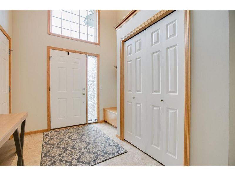 10730 Sailor Way, Woodbury, MN 55129