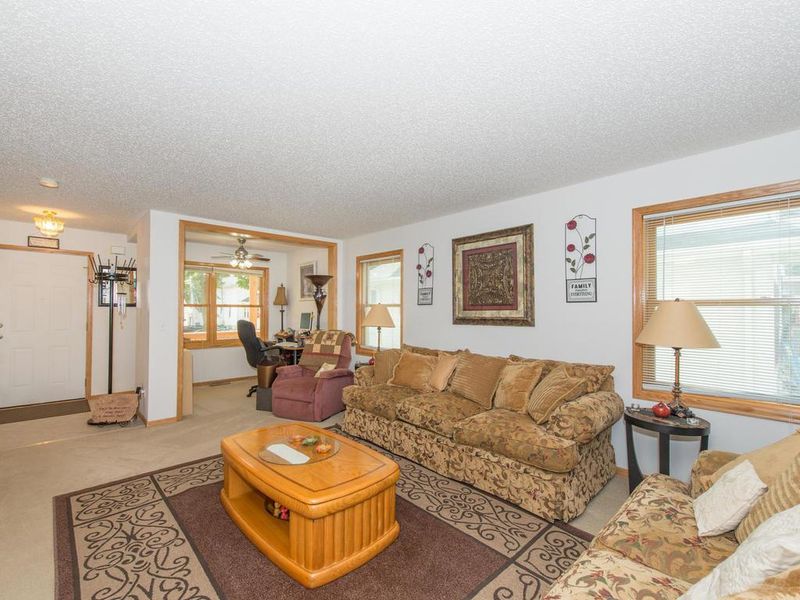 1014 30th Ave N, Minneapolis, MN 55411