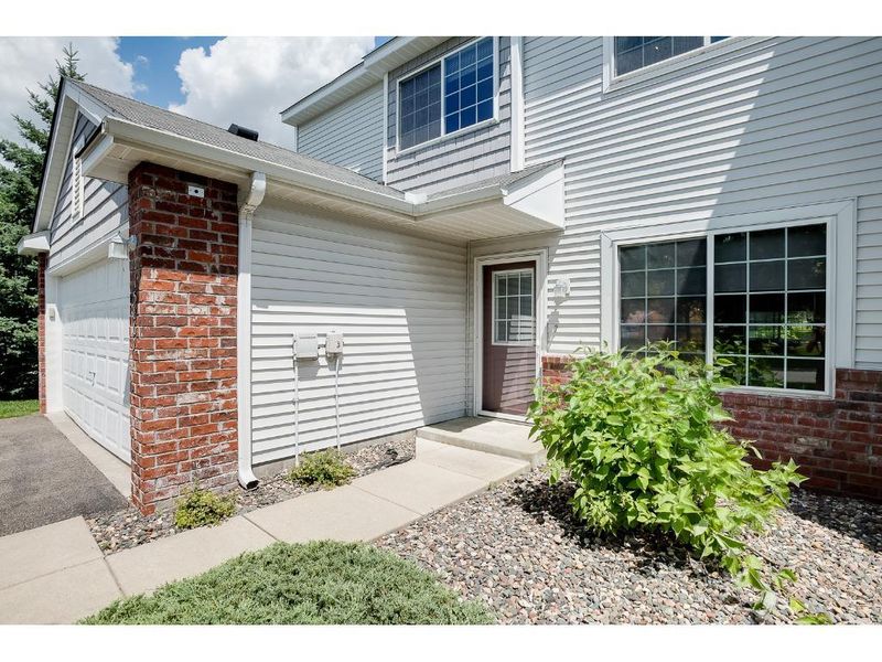15867 Flute Way #211, Apple Valley, MN 55124