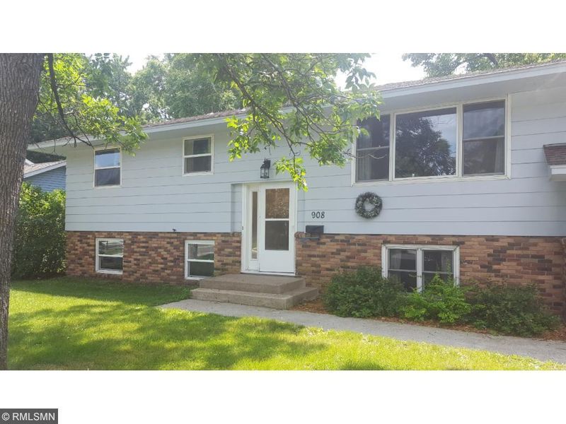 908 Adams St, Anoka, MN 55303