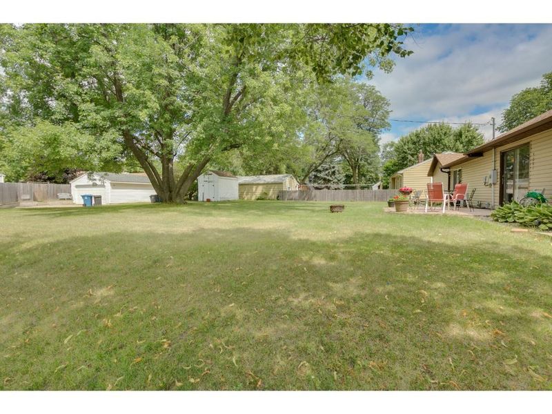5001 Vincent Ave N, Minneapolis, MN 55430