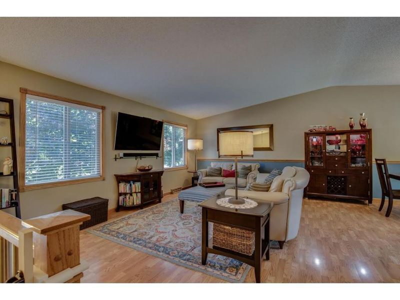 10525 95th Pl N, Maple Grove, MN 55369