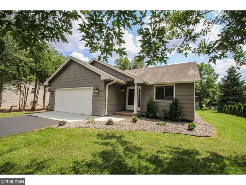 1258 Halper Way, White Bear Lake, MN 55110
