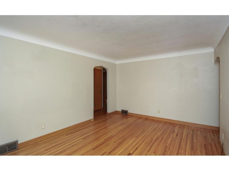 1836 Arlington Ave E, Saint Paul, MN 55119