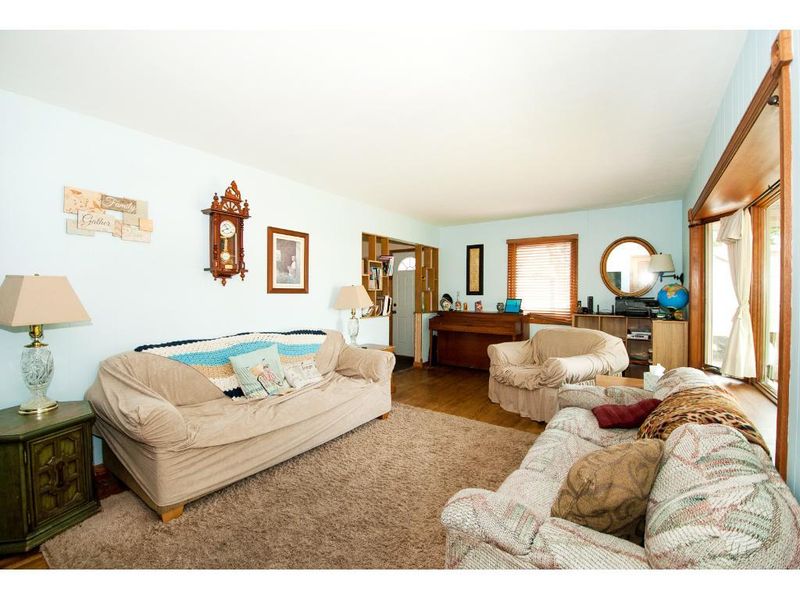 3808 Dennis Ln, White Bear Lake, MN 55110