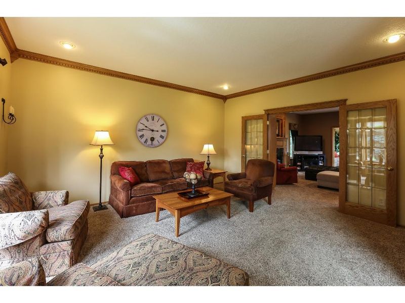 3 Blue Spruce Ct, North Oaks, MN 55127
