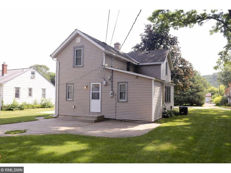 661 7th Ave, Newport, MN 55055