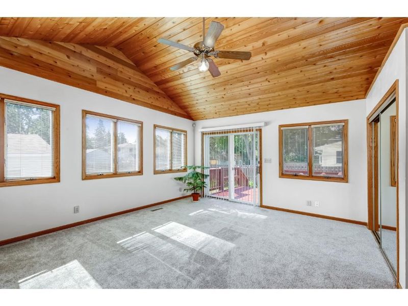 5336 Idaho Ave N, Crystal, MN 55428