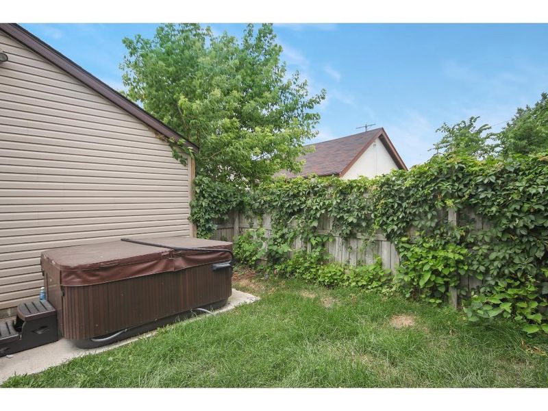 3501 Girard Ave N, Minneapolis, MN 55412