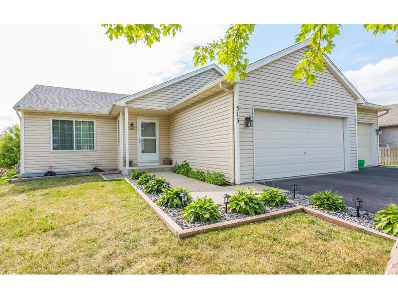 515 Emerson Ave N, Montrose, MN 55363