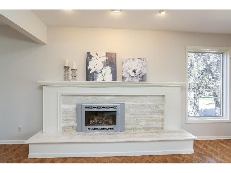 5500 Mcguire Rd, Edina, MN 55439