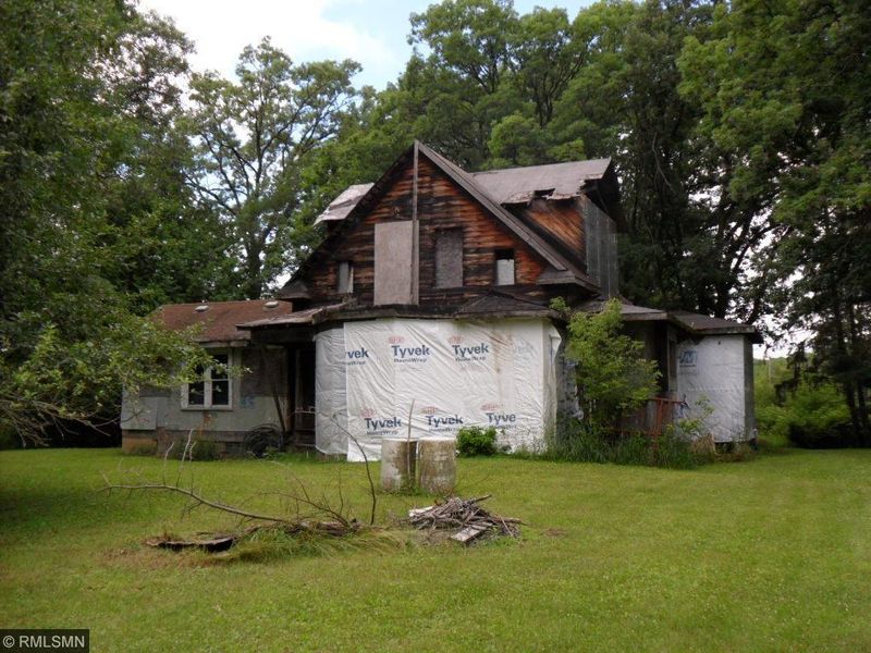 35025 Lily St NW, Cambridge, MN 55008