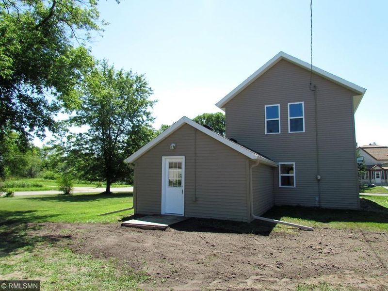 1717 Maple St, Brainerd, MN 56401