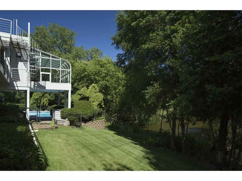5700 Long Brake Trl, Edina, MN 55439