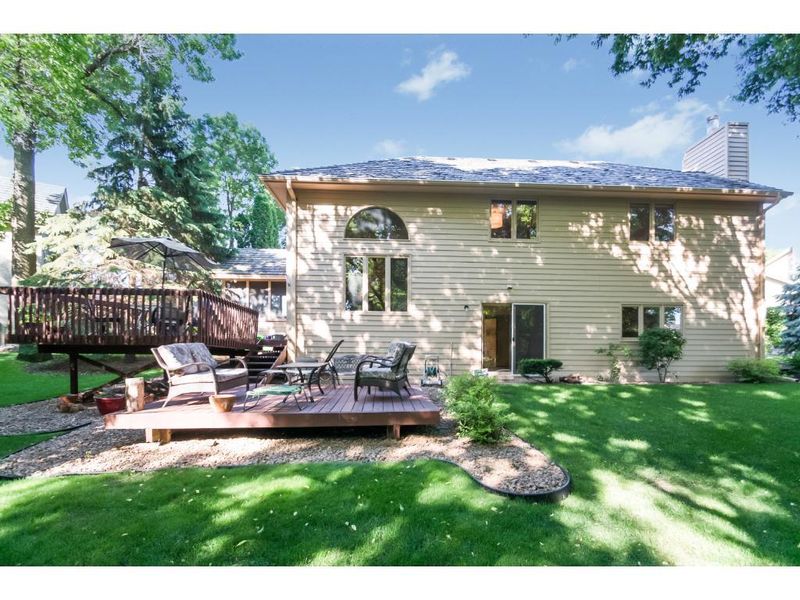 8818 Windsor Ter, Brooklyn Park, MN 55443