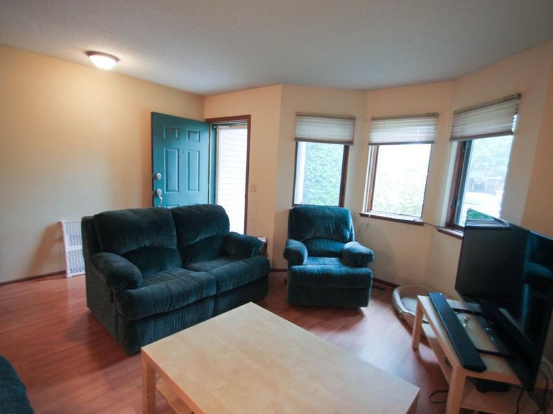 350 E 36th St, Minneapolis, MN 55408