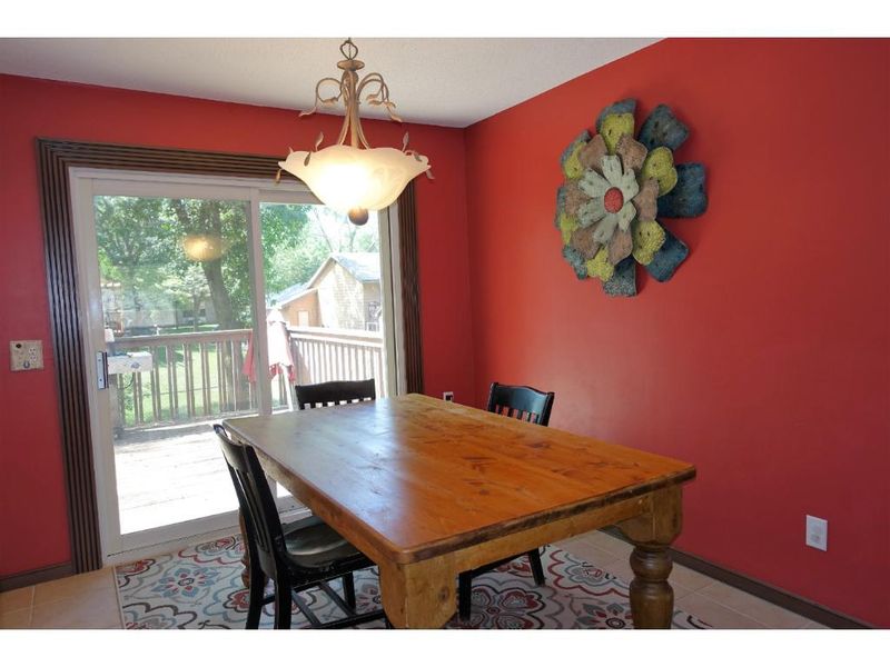 926 97th Ln NE, Blaine, MN 55434