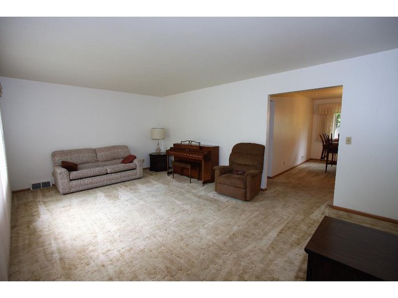 2312 Hayden Ave, Altoona, WI 54720