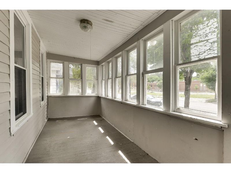 615 Minnehaha Ave E, Saint Paul, MN 55130
