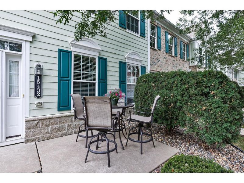 15432 Frost Pa, Apple Valley, MN 55124