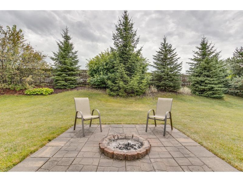1241 Night Trl, Waconia, MN 55387