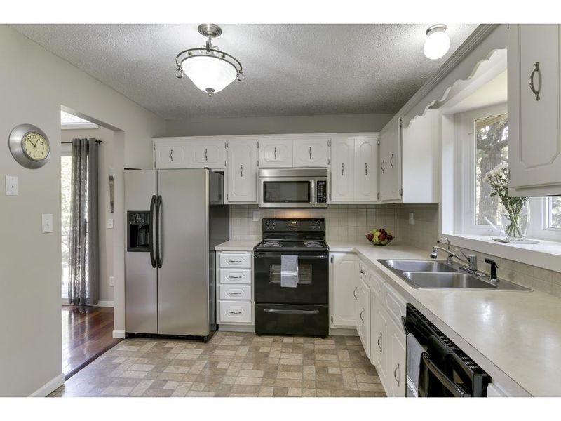 4103 Edgewood Rd NE, Circle Pines, MN 55014