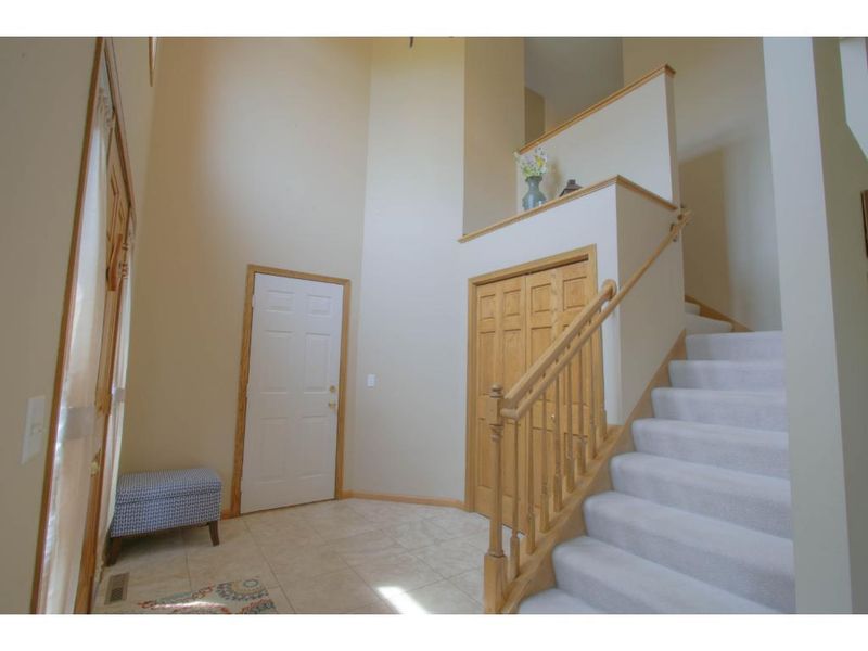 8185 Xene Ln N, Maple Grove, MN 55311