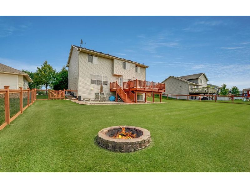 2205 Whitetail Rn, Buffalo, MN 55313