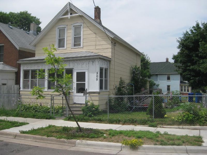 505 Forest St, Saint Paul, MN 55106