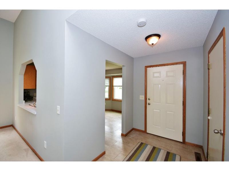 11825 Jonquil St NW, Coon Rapids, MN 55433