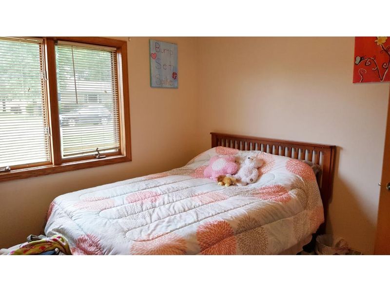 369-371 Monroe St, Prescott, WI 54021