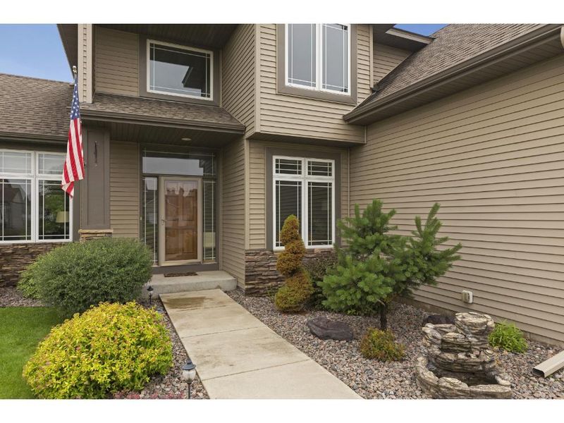 14722 Boysenberry Ct, Rosemount, MN 55068