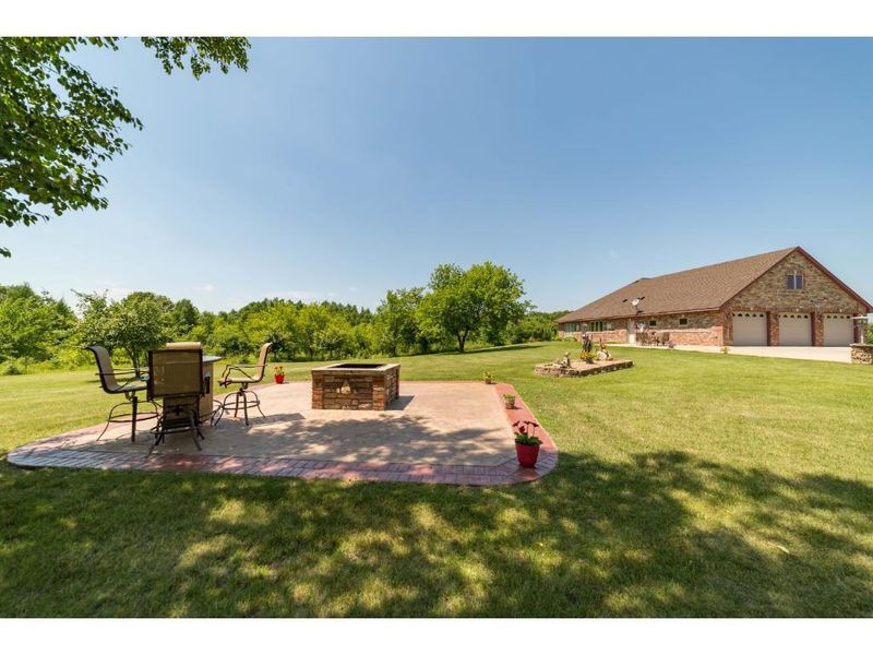 30912 Rendova St NE, Cambridge, MN 55008