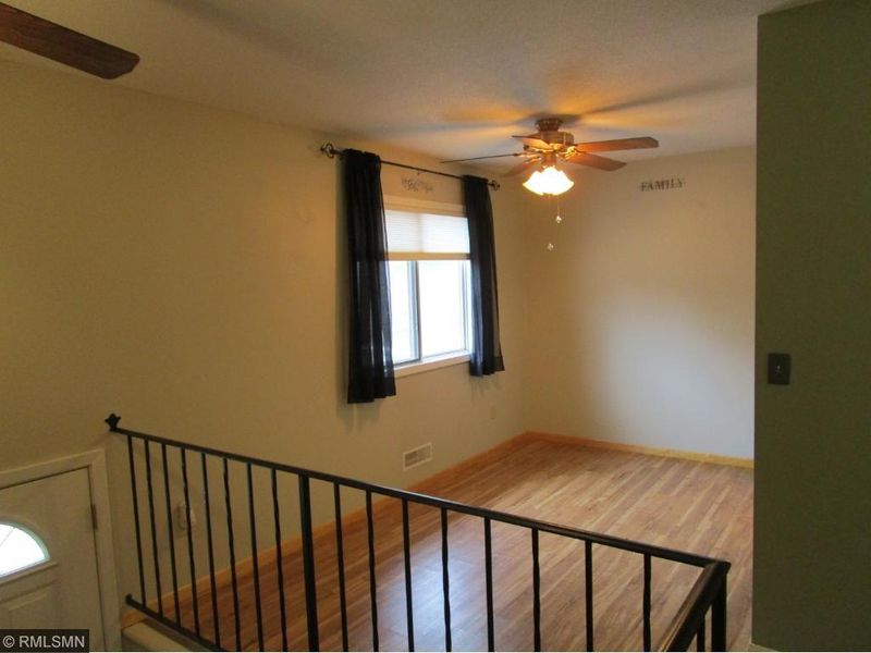 12130 Drake St NW, Coon Rapids, MN 55448