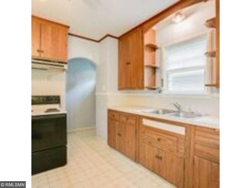 4948 6th St NE, Columbia Heights, MN 55421