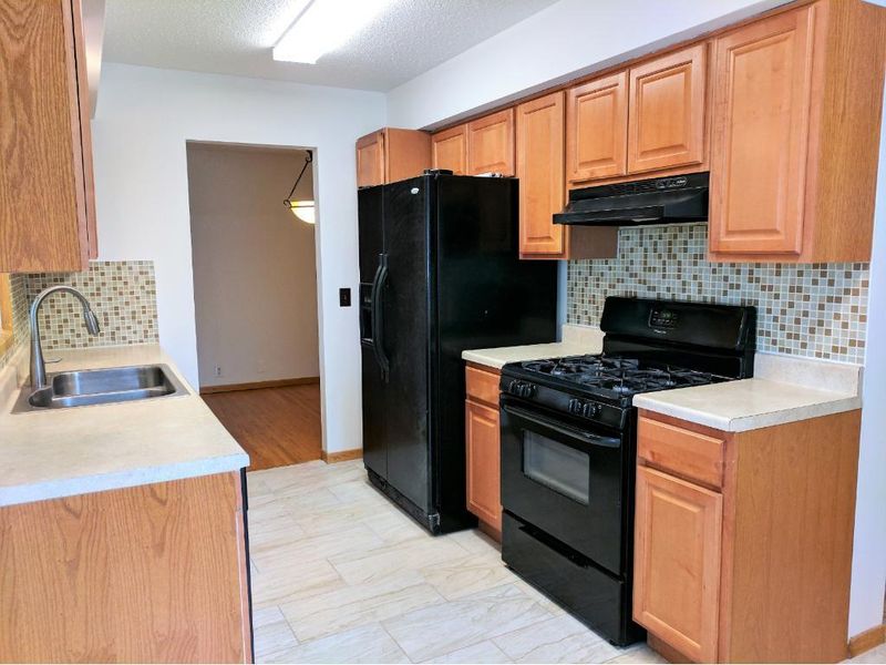 6737 Regent Ave N, Brooklyn Center, MN 55429