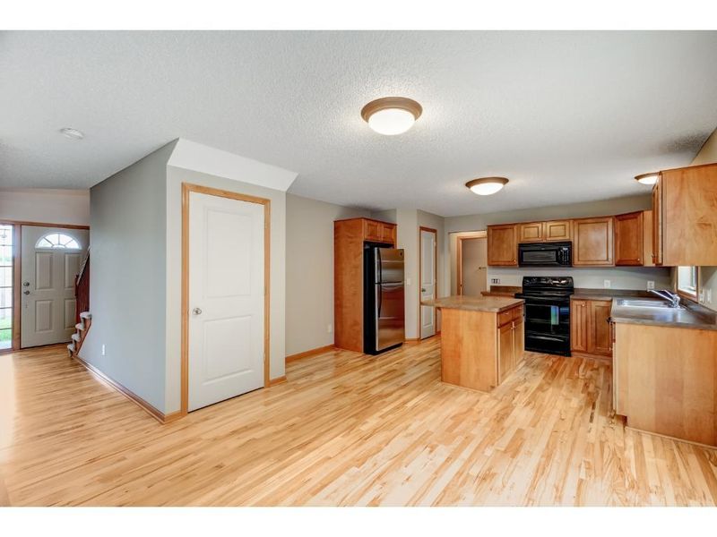 4778 Narrow Way NE, Saint Michael, MN 55376