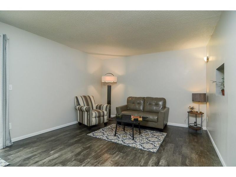 10712 Ilex St NW, Coon Rapids, MN 55448