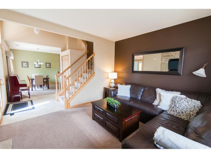 6756 Pine Crest Trl S, Cottage Grove, MN 55016
