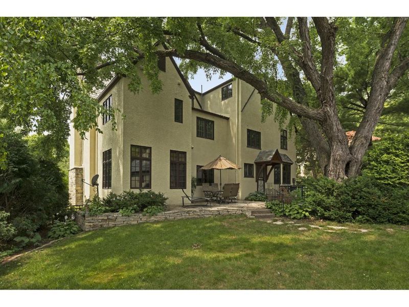 5135 Belmont Ave S, Minneapolis, MN 55419