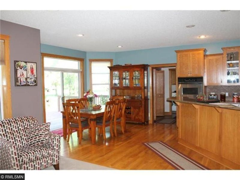 110 Trillium Ct, Cannon Falls, MN 55009